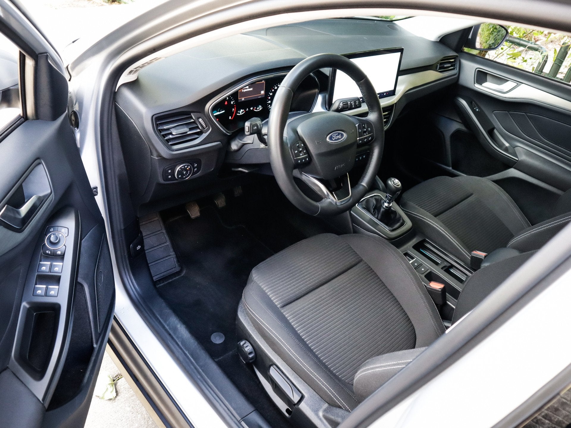 Ford FOCUS Wagon 1.0 EcoBoost Hybrid Titanium 1e-Eig. & Keur, Auto's, 12 maanden, Gebruikt, Origineel Nederlands, Handgeschakeld