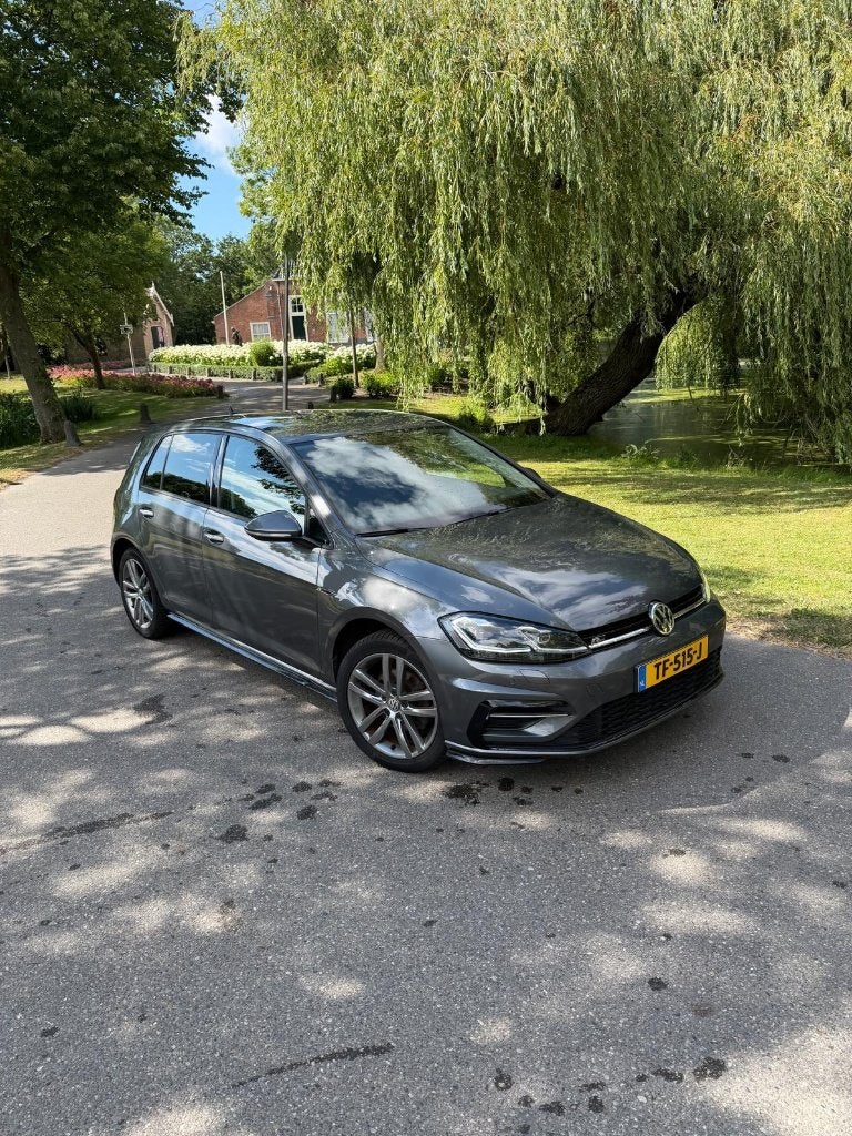Volkswagen Golf 1.5 TSI R-line + Highline DSG, Auto's, Volkswagen, 1498 cc, 4 cilinders, Bedrijf, Golf