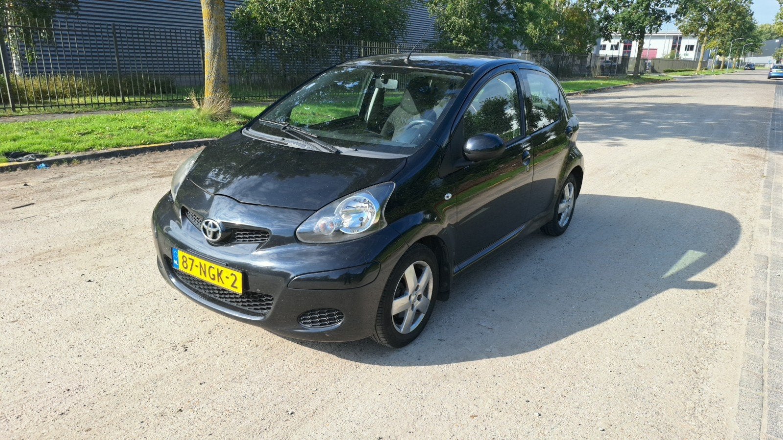 Goedkoop Auto Huren Almere € 20 ,- p.d.
