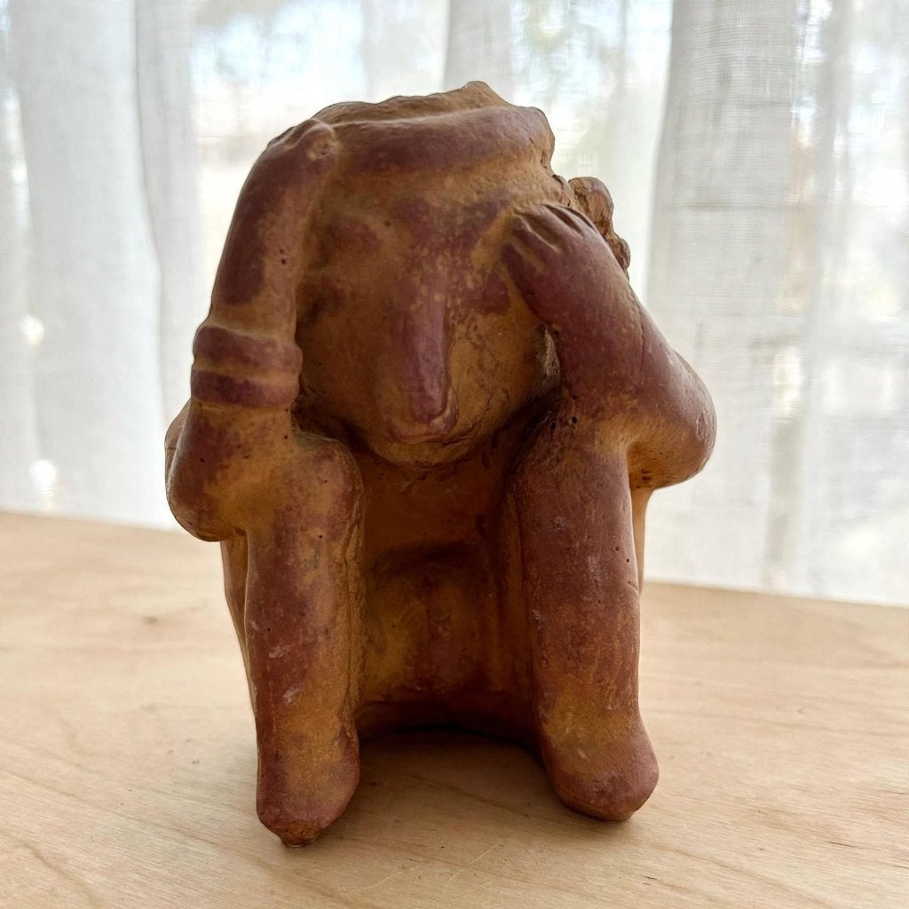 Zittend Terracotta Beeldje - Etnisch Pre-Columbiaanse Stijl, Verzamelen, Ophalen of Verzenden, Zo goed als nieuw, Mens