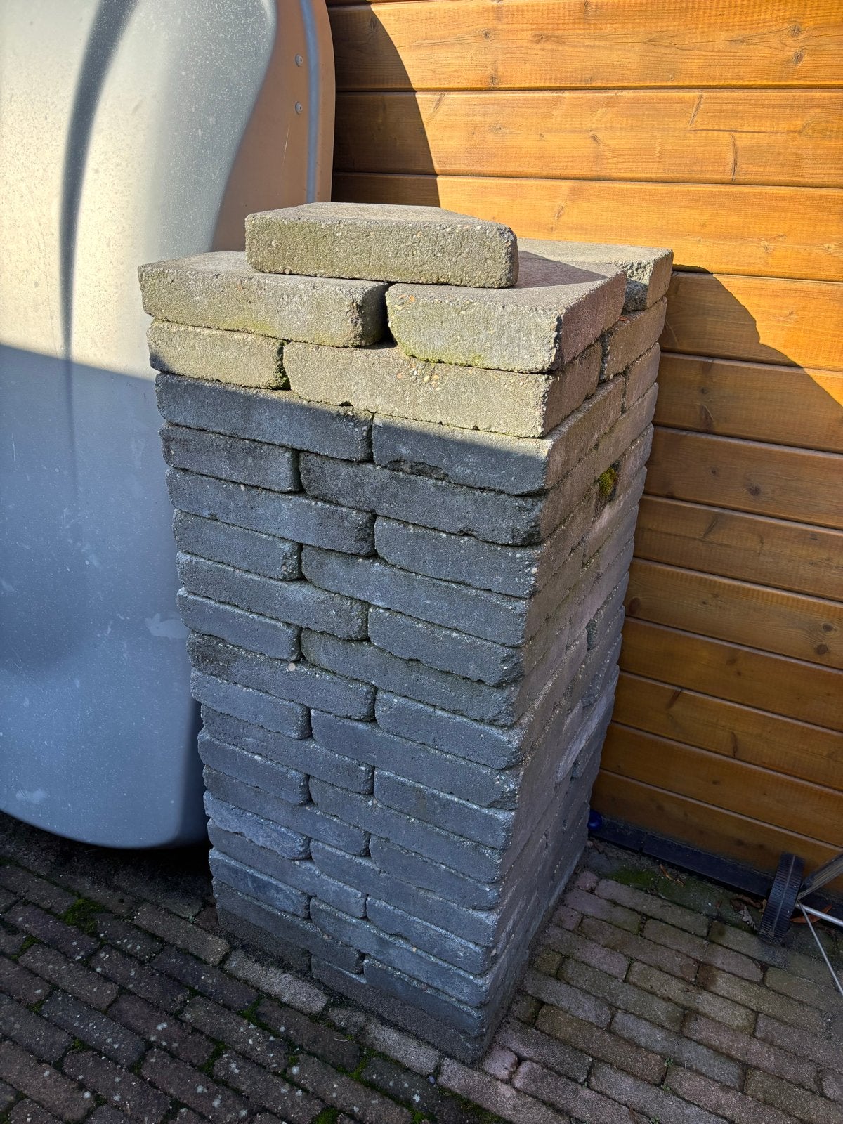GRATIS af te halen: Antraciet tegels 20x30 cm, Ophalen, Overige materialen, Gebruikt, 20 tot 40 cm