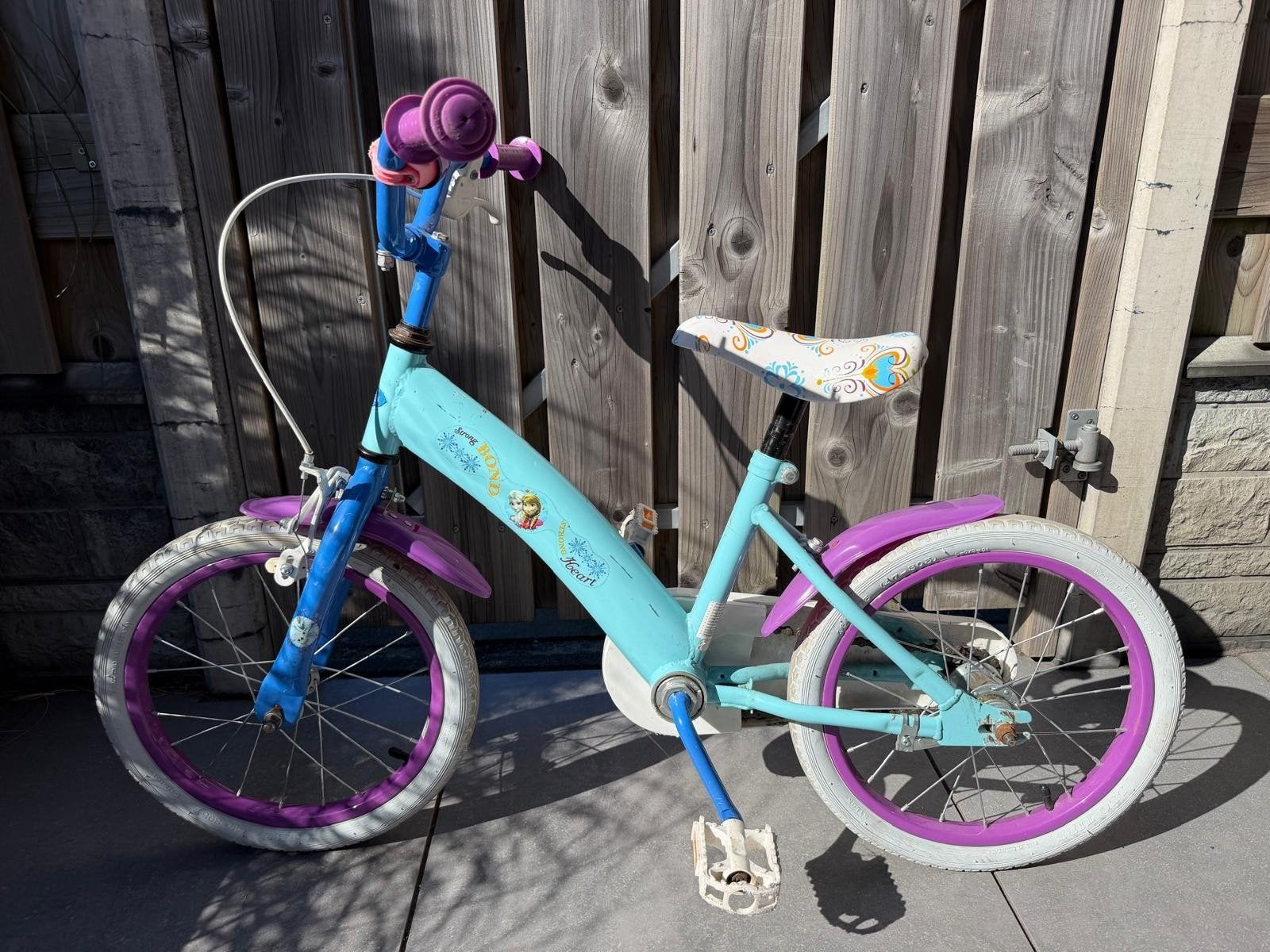 Kinderfiets van Frozen, Ophalen, Gebruikt, 16 inch