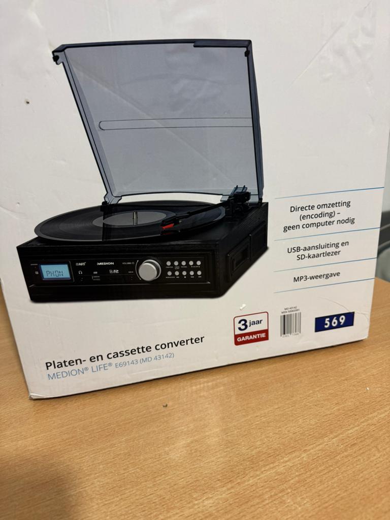 Platenspeler Cassette Converter Medion met USB / AUX / SD, Ophalen of Verzenden, Zo goed als nieuw, Overige merken