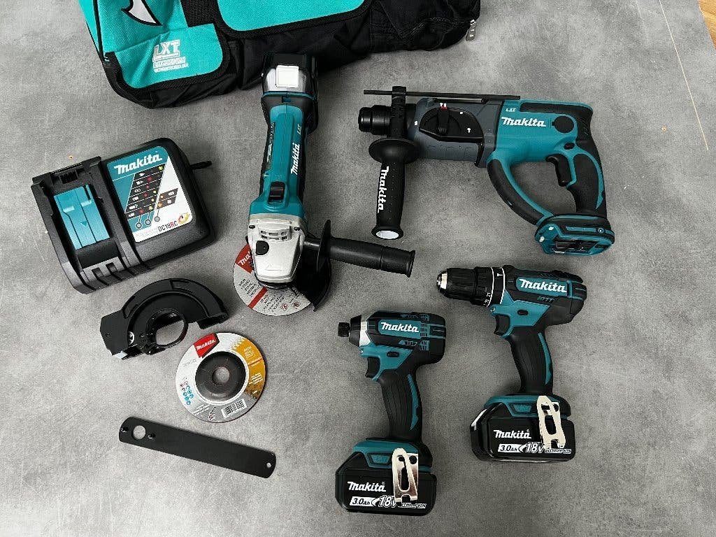 MAKITA 18V 4-DELIGE ACCU SET BOOR- KLOP- SCHROEF- & SLIJPTOL, Overige typen, Nieuw, Ophalen of Verzenden, Hardhout