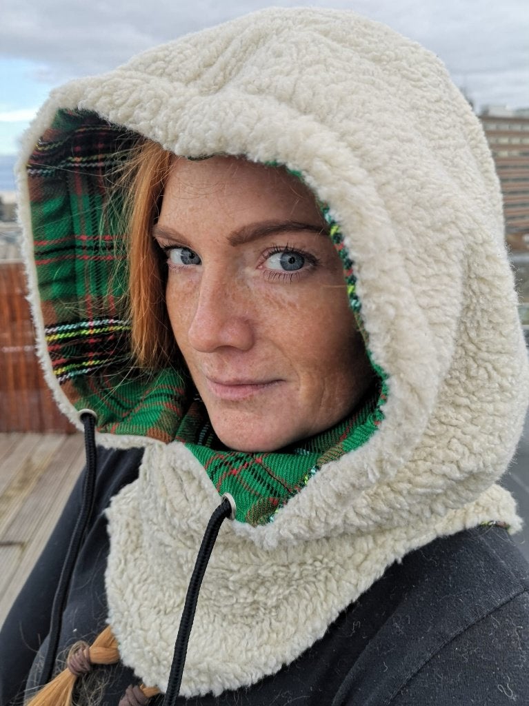 Reversible Hoods (Nieuw) Past over helm en casual –4 kleuren, Kleding | Dames, Sheshreds.co, Ophalen of Verzenden, Nieuw, Muts