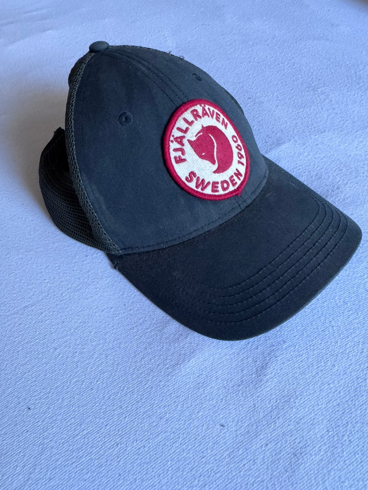 Fjallraven pet, Ophalen of Verzenden, Gedragen, 57 cm (M, 7⅛ inch) of minder, Pet
