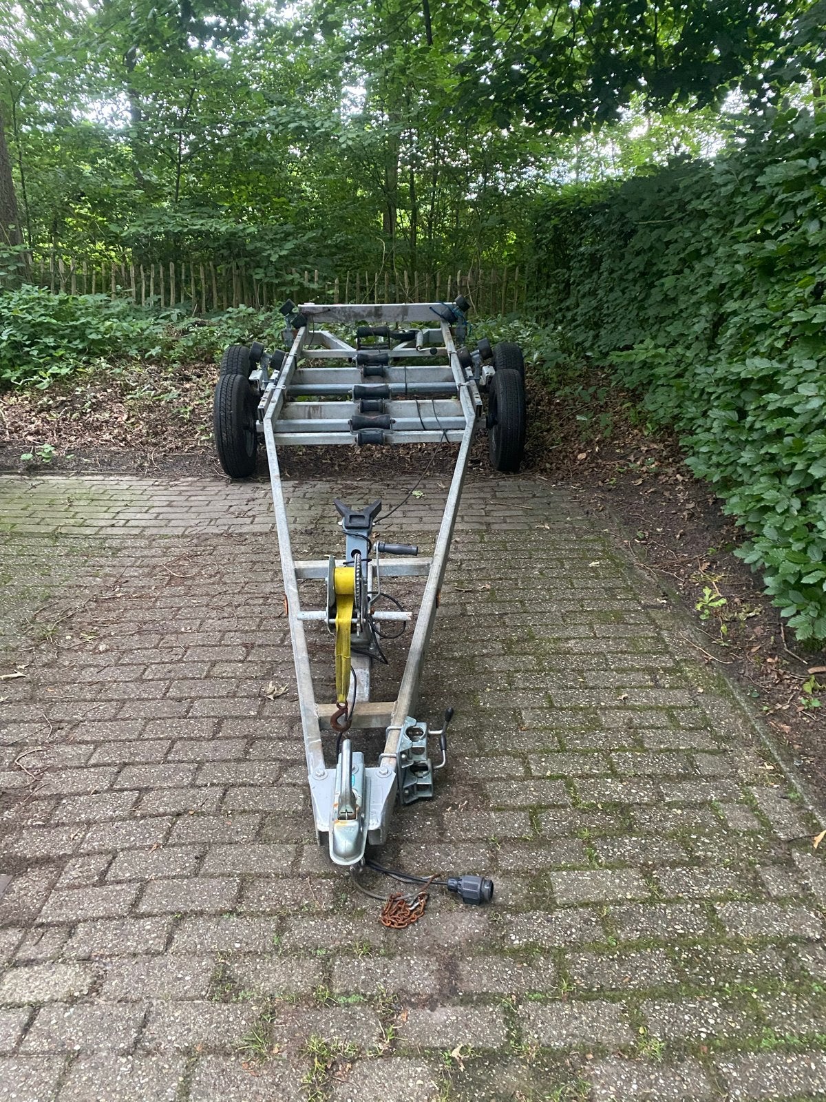 Complete roeiboot set: boot, motor en trailer, Watersport en Boten, Gebruikt, Met roeispanen of peddels, Ophalen of Verzenden