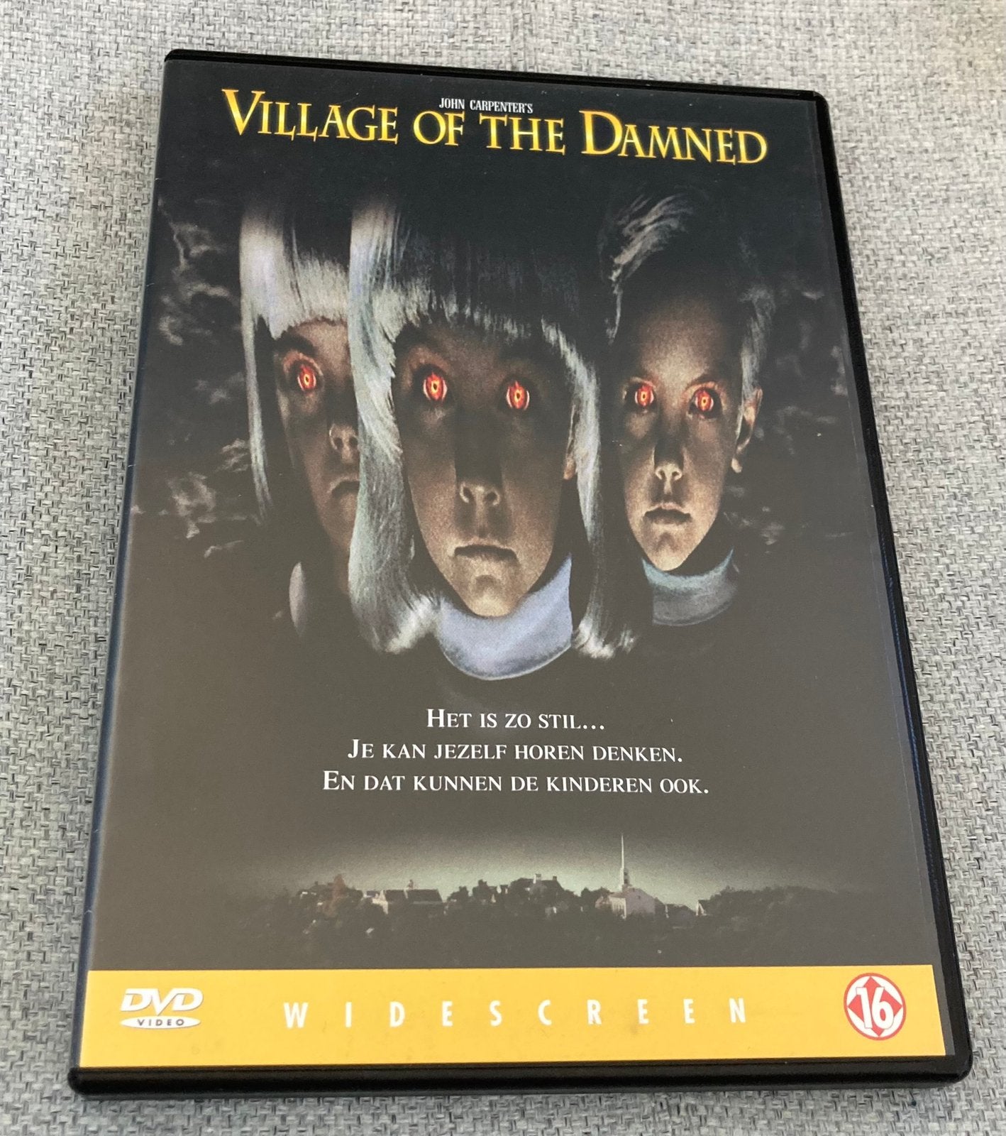 Village of the Damned (John Carpenter), Ophalen of Verzenden