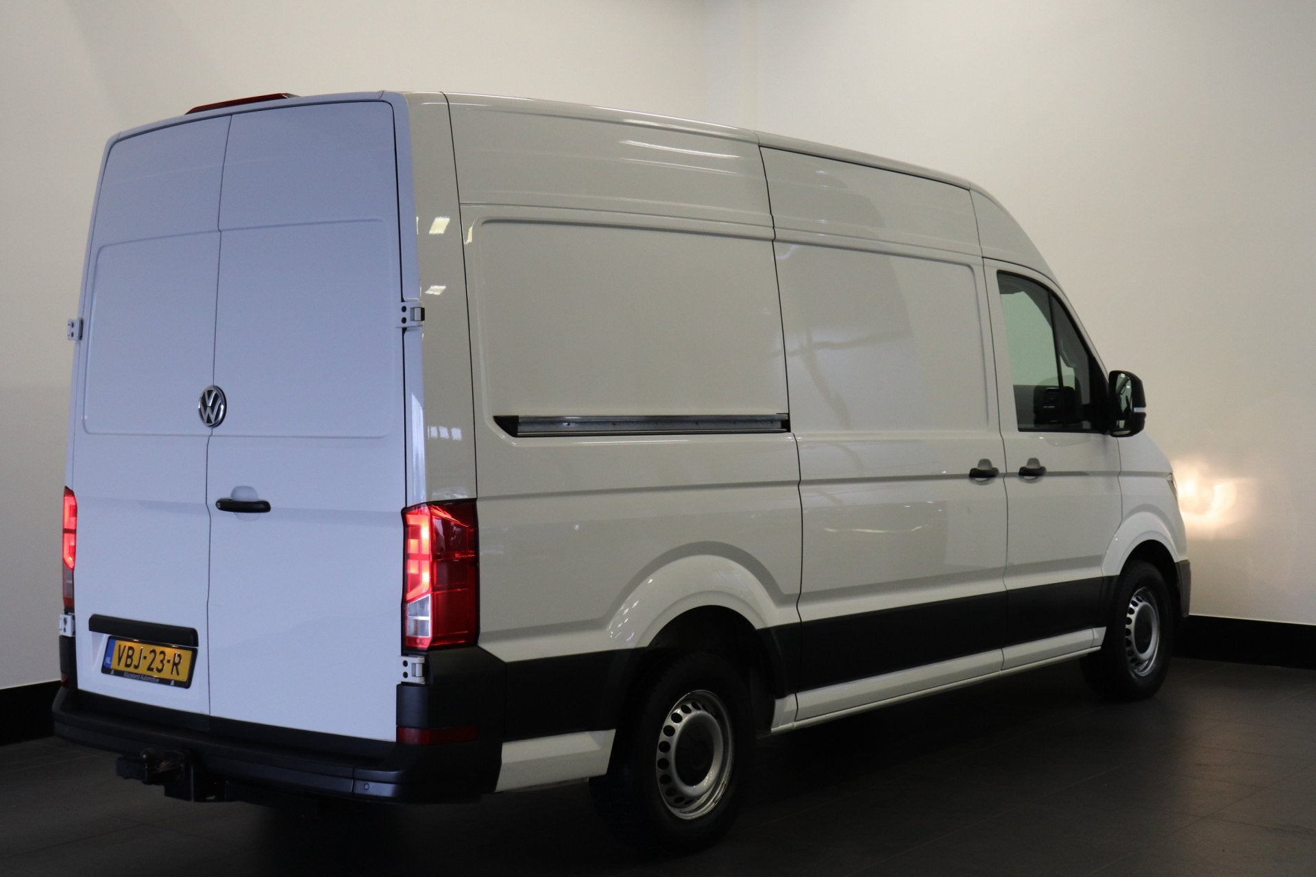 Volkswagen Crafter 2.0 TDI 177PK L3H3 - EURO 6 - Airco - Cru, Auto's, Bestelauto's, Gebruikt, 4 cilinders, Volkswagen, Origineel Nederlands