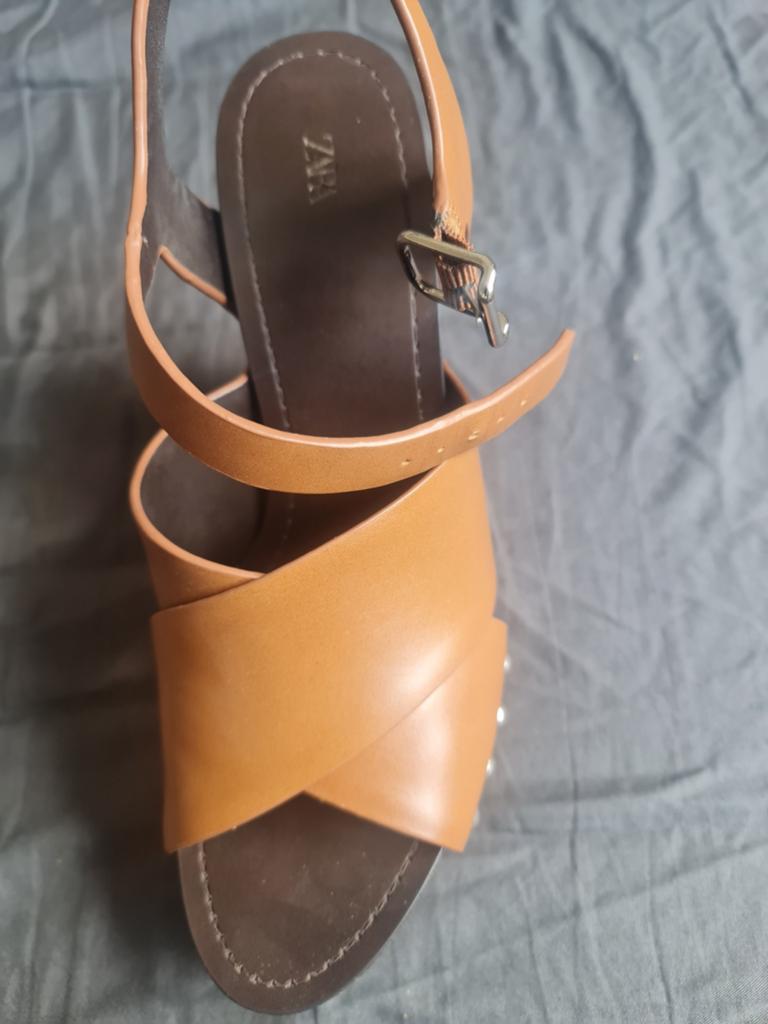 Zara schoenen, Ophalen of Verzenden, Nieuw, Sneakers of Gympen