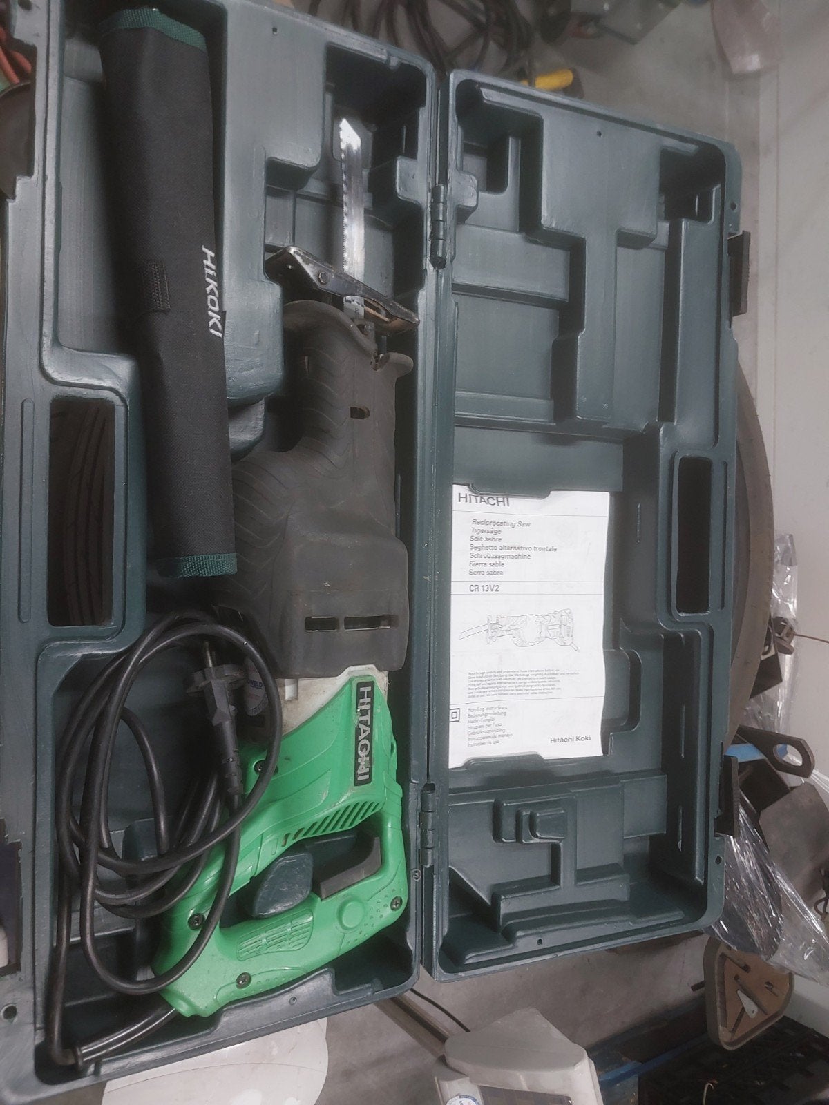 Hitachi CR 13V2 Reciprozaag in koffer, Gebruikt, 70 mm of meer, 600 tot 1200 watt, Ophalen of Verzenden