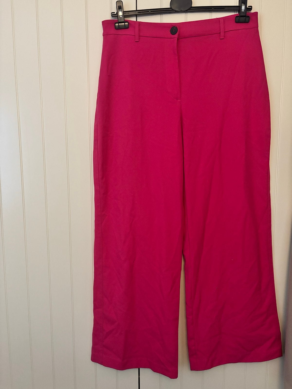 Bershka roze broek maat 42, Maat 42/44 (L), Ophalen of Verzenden, Zo goed als nieuw, Roze