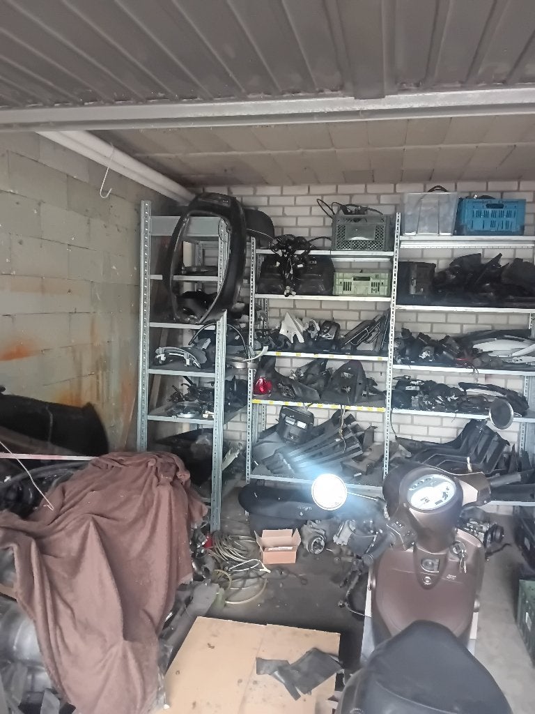 Te koop grote verzameling sym orbit allo fiddle onderdelen, Fietsen en Brommers, Brommeronderdelen | Scooters, Ophalen, Gebruikt