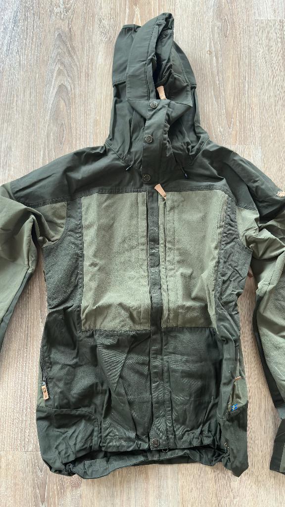 Fjällräven Keb Jacket - Laurel Green/Deep Forest - Maat S, Ophalen of Verzenden, Nieuw, Kleding