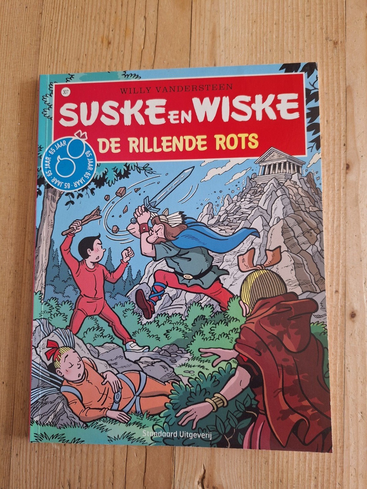 Willy Vandersteen - De rillende rots, Willy Vandersteen, Eén stripboek, Ophalen of Verzenden, Zo goed als nieuw