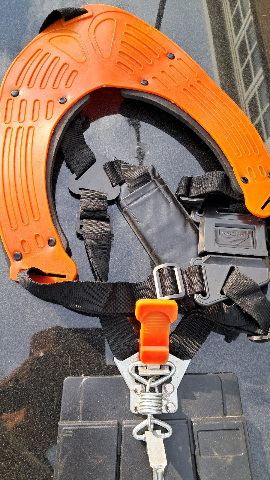 Stihl Draaggordel voor bosmaaier., Tuin en Terras, Ophalen, Zo goed als nieuw, Benzine