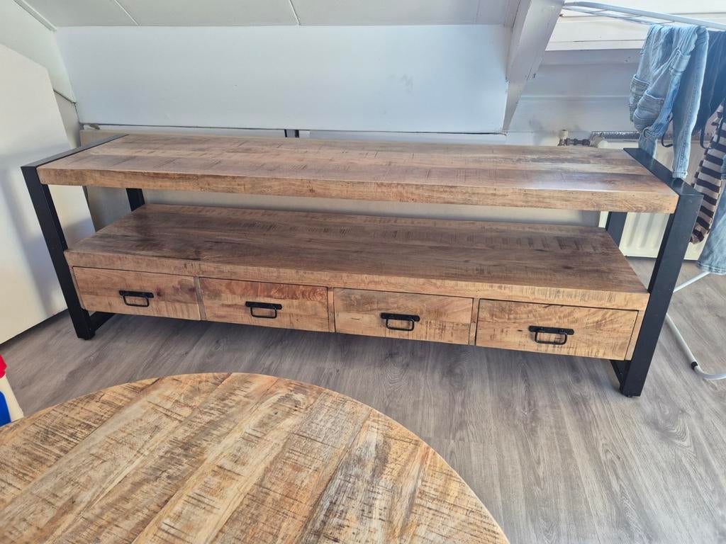 Mango houten dressoir., Huis en Inrichting, Complete inboedels, Ophalen