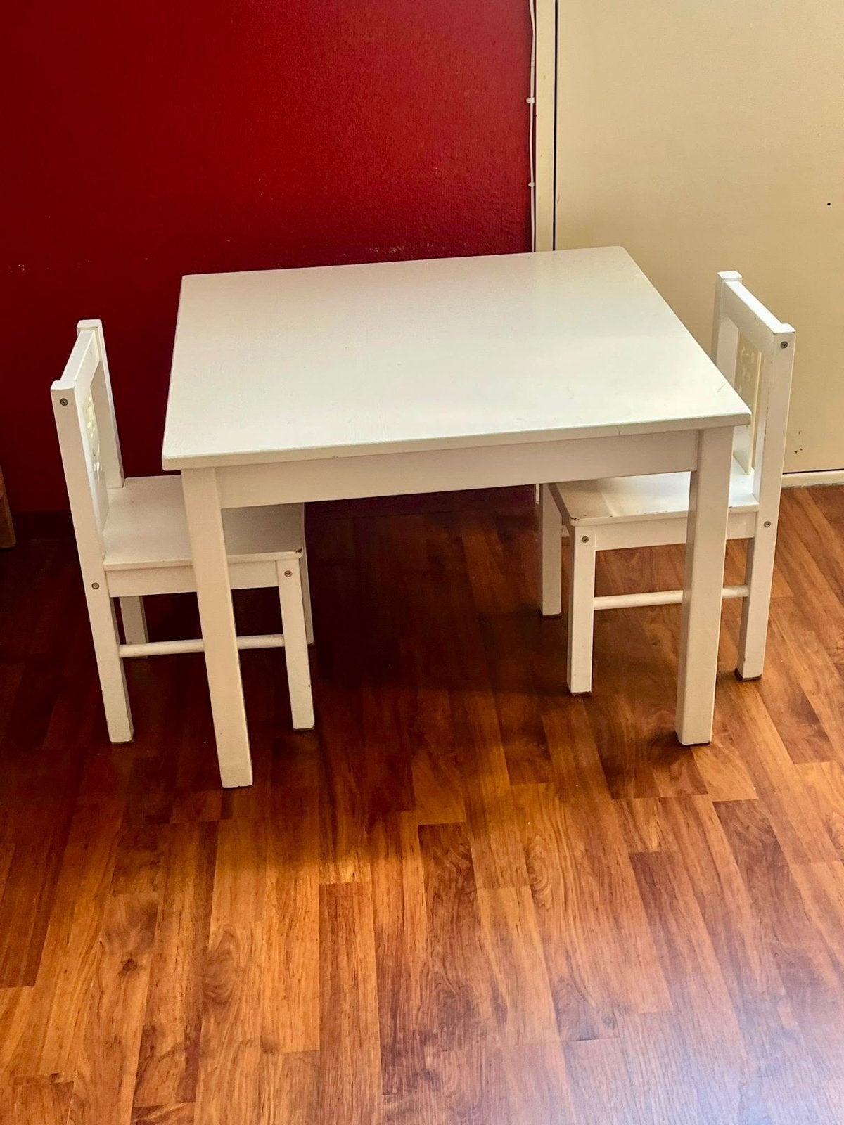 Witte kindertafel met twee stoelen, Ophalen, Gebruikt, Tafel(s) en Stoel(en)