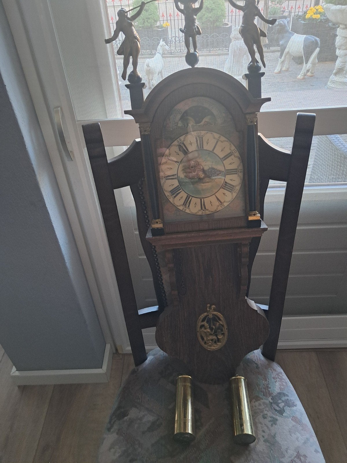 Friese staartklok 35 euro, Ophalen