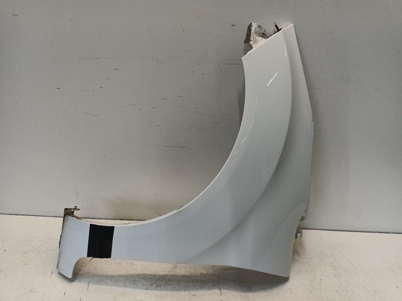 Spatbord links voor Ford Fiesta, Onderdelen@venauto.nl, Van der Ven Autorecycling B.V., Gebruikt, Ettenseweg 76, 4706 PB Roosendaal, The Netherlands
