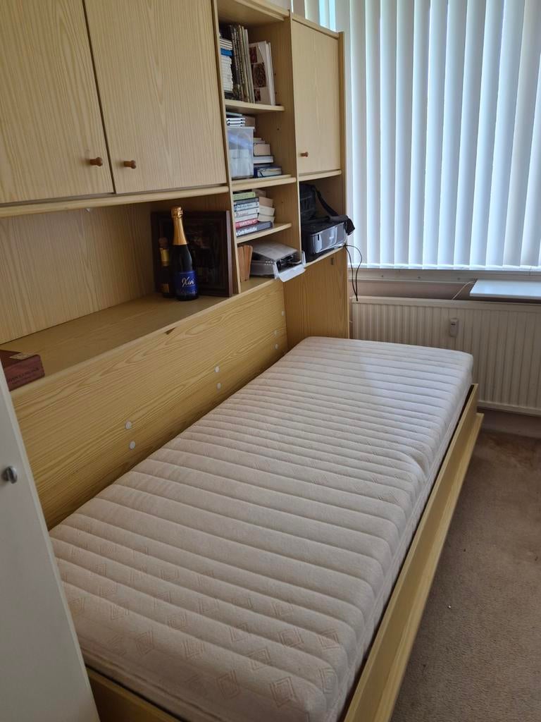 Bed, opklapbaar, Huis en Inrichting, Slaapkamer | Complete slaapkamers, Gebruikt, Eenpersoons, Ophalen