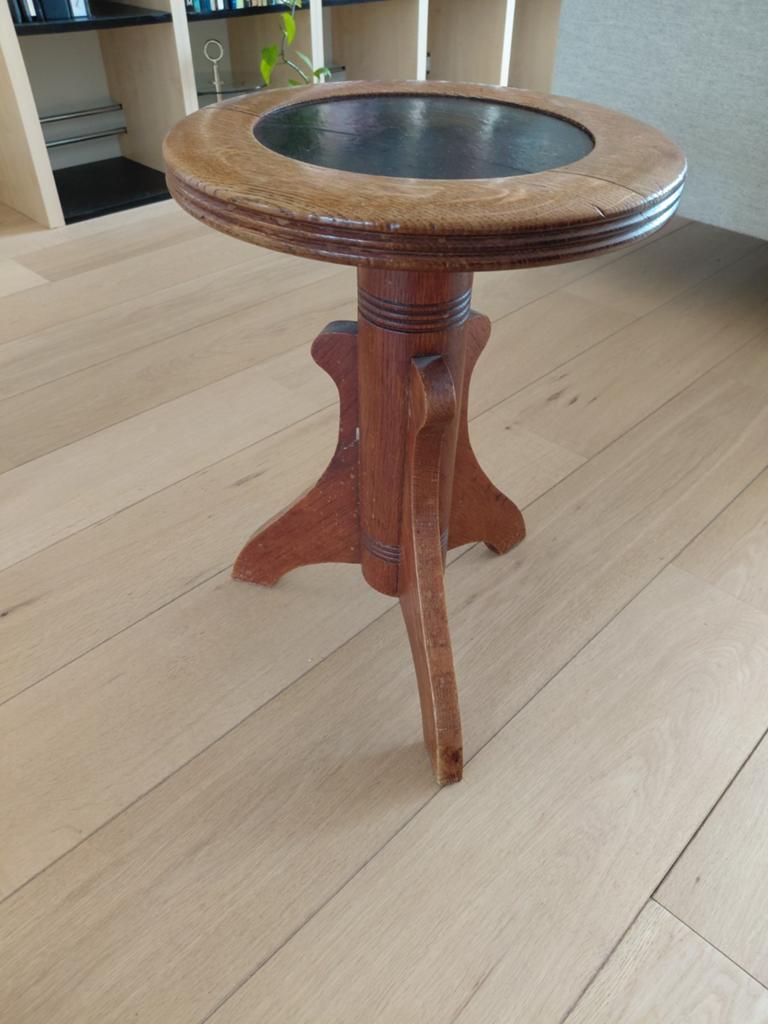 Antieke piano kruk, in hoogte verstelbaar., Ophalen