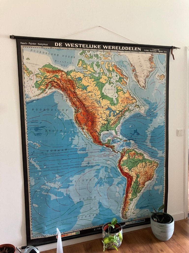 Vintage Schoolkaart De Westelijke Werelddelen, Antiek en Kunst, Antiek | Schoolplaten, Ophalen, Geschiedenis