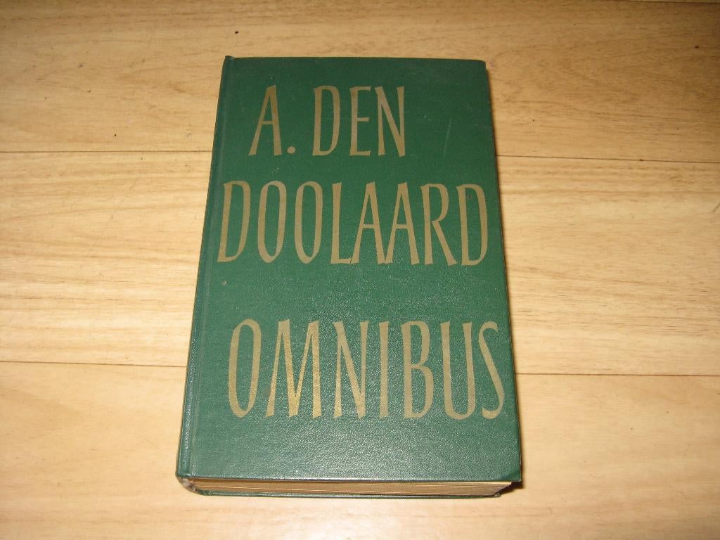 A. den Doolaard - omnibus, Ophalen of Verzenden, Gelezen