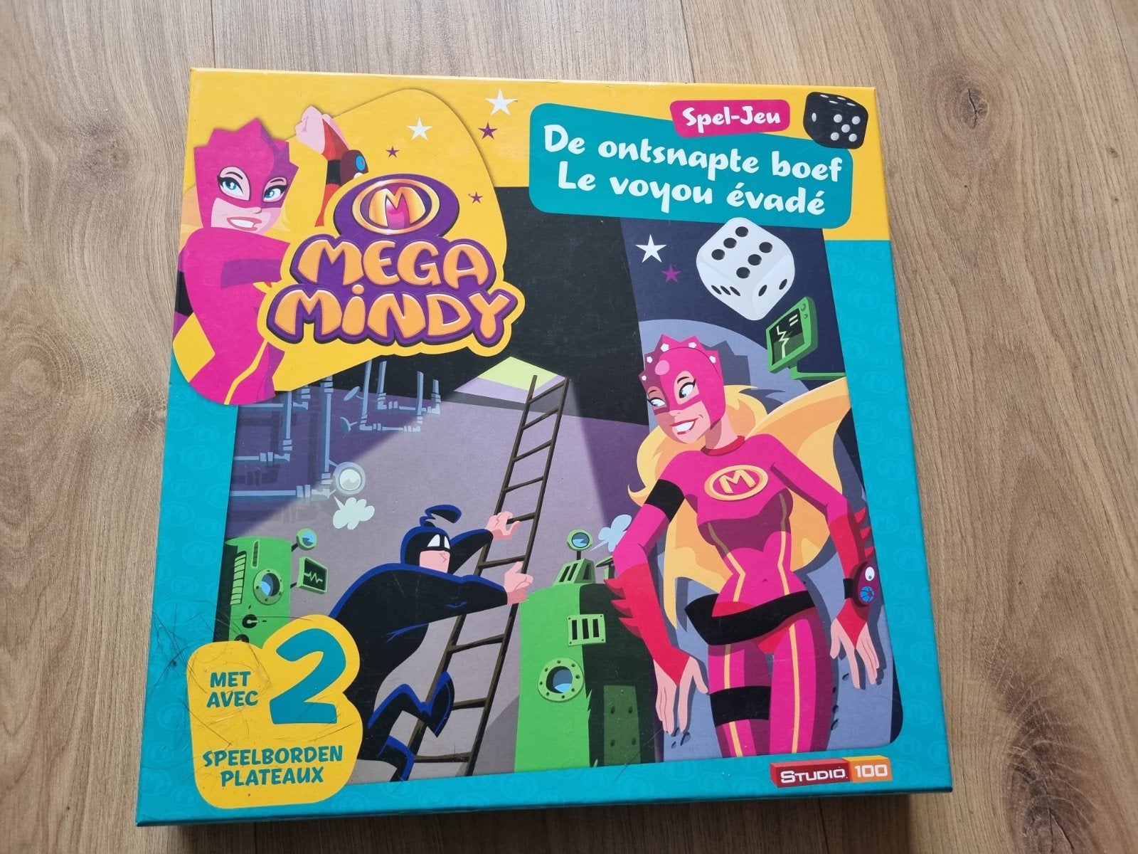 Mega Mindy: De ontsnapte boef - Bordspel, Drie of vier spelers, Ophalen of Verzenden, Gebruikt, Studio 100