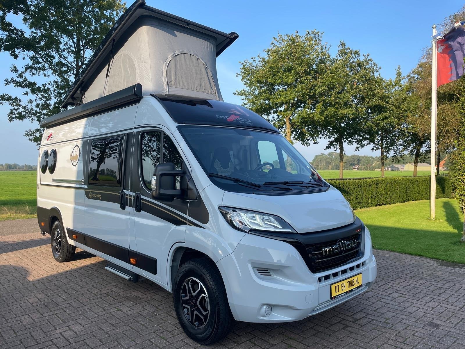 ➡️Malibu 640 *9G AUTO *Hefdak *Compleet *Vakantieklaar, Caravans en Kamperen, Campers, Automaat, Buscamper of Camperbus, Malibu