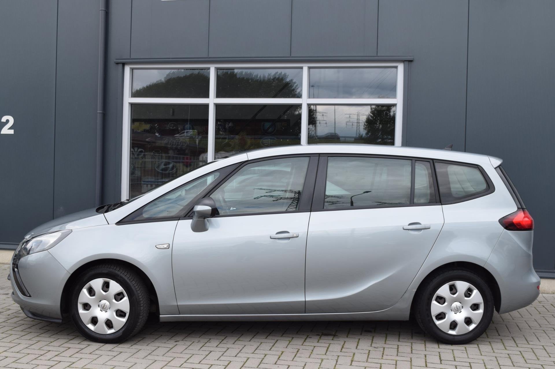 Opel Zafira Tourer 1.4 Edition | Airco | Cruise | Navi | APK, Euro 5, Stof, Zwart, 4 cilinders