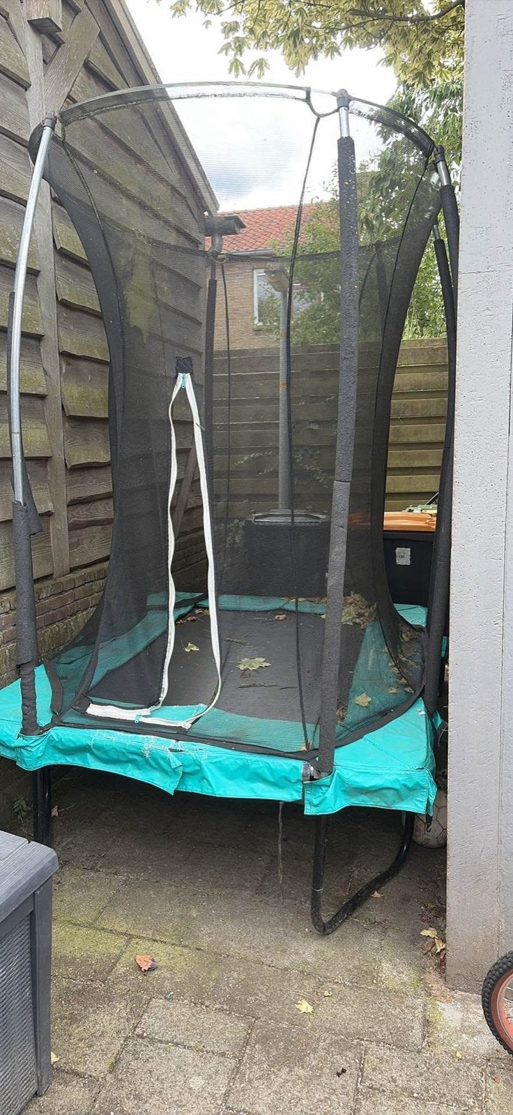 Trampoline, Ophalen, Gebruikt