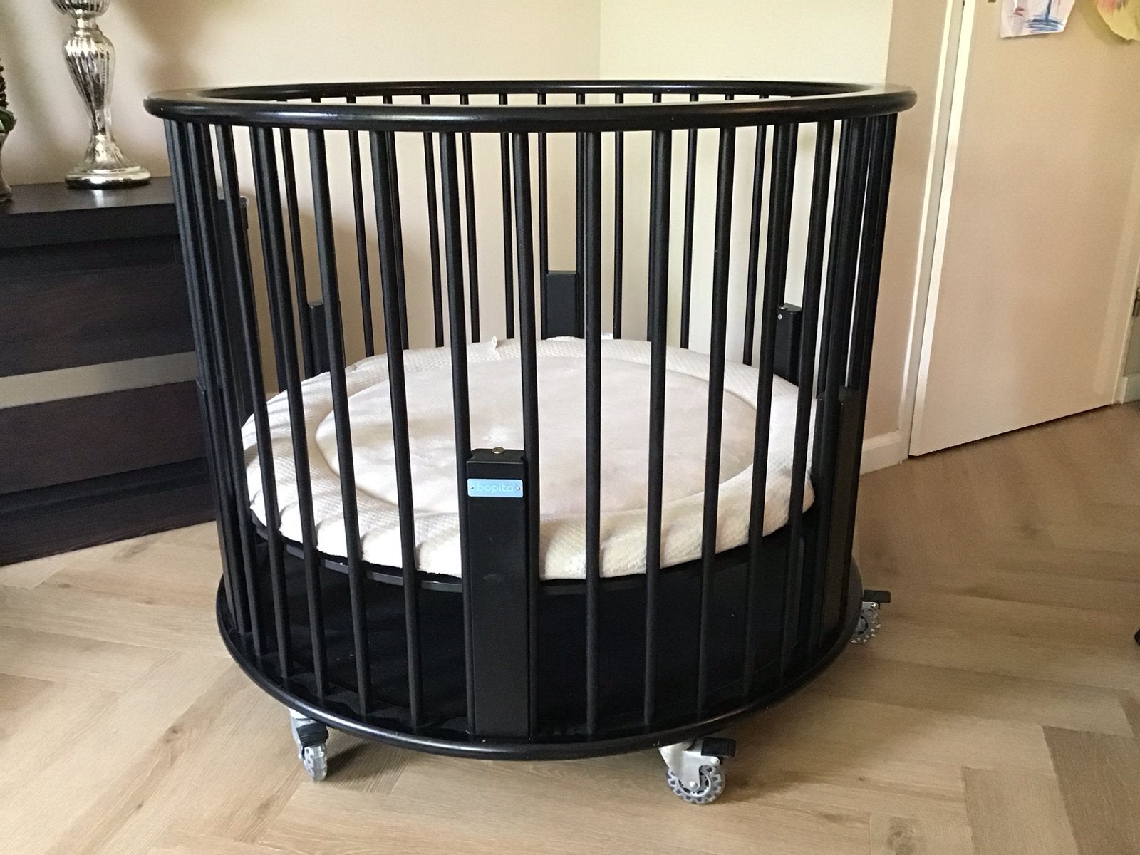 Bopita box zwart rond op wielen met boxkleed, Kinderen en Baby's, Ophalen, Gebruikt, Rond, In hoogte verstelbaar