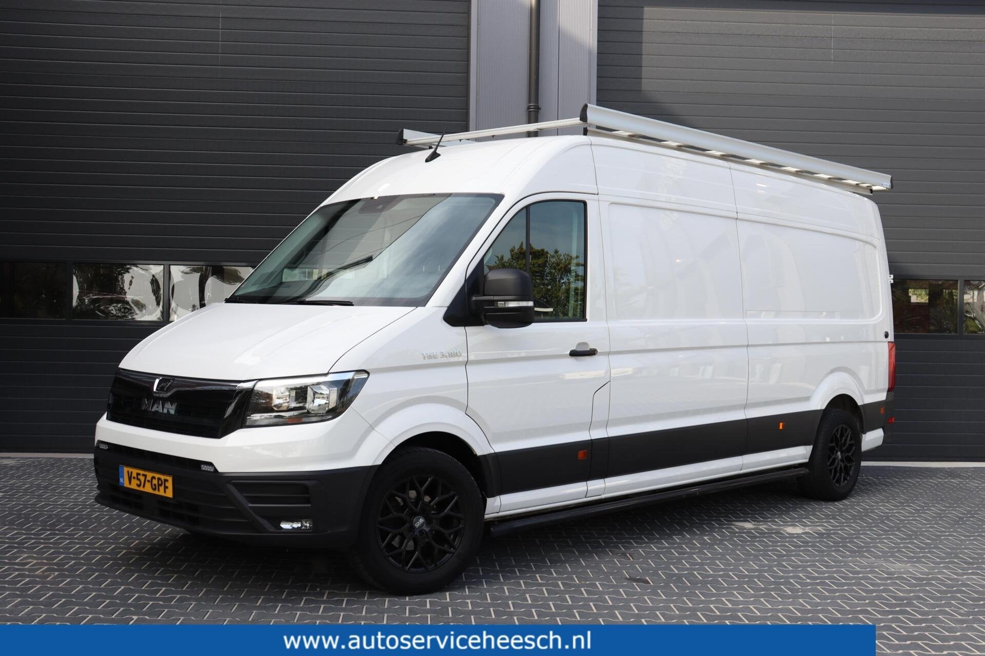 MAN TGE 35 2.0 177PK L4H3 l AUTOMAAT l IMPERIAAL l TREKHAAK, Stof, Gebruikt, Euro 6, Met garantie (alle)