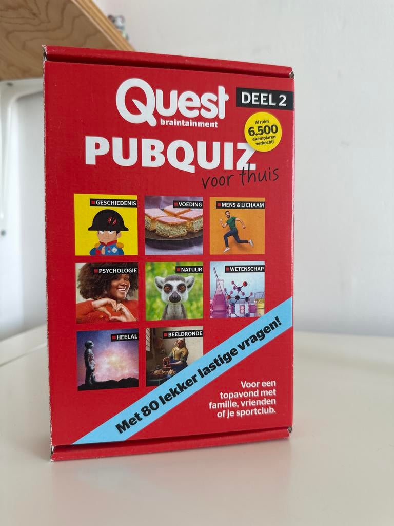 Spel Quest Pubquiz voor thuis Deel 2 - Nog nooit gespeeld, Hobby en Vrije tijd, Gezelschapsspellen | Bordspellen, Vijf spelers of meer