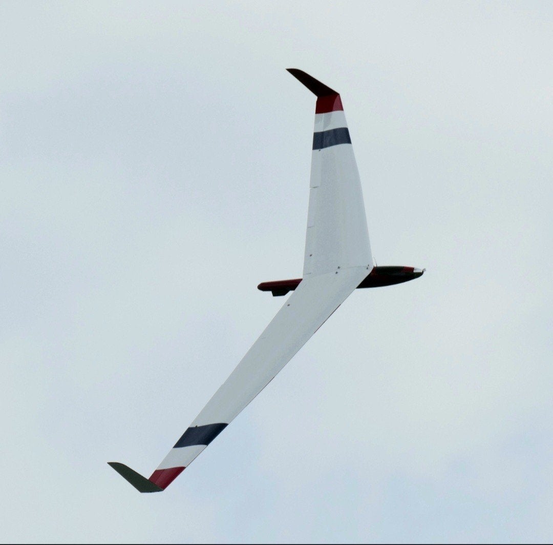 Smg Sirion 3 mtr. Nurflugel rc electro zwever, Hobby en Vrije tijd, Modelbouw | Radiografisch | Vliegtuigen, Ophalen, Elektro