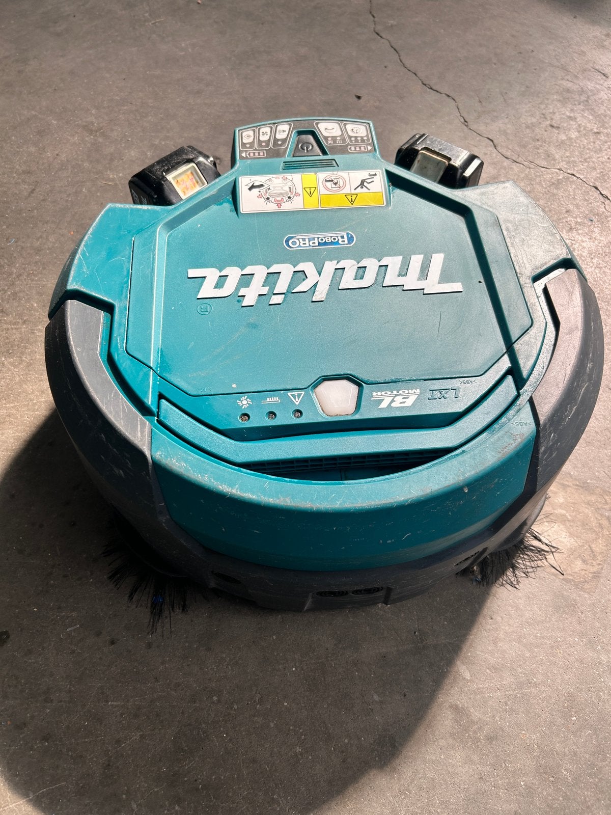 Makita DRC200 Robotmaaier - Robopro, Witgoed en Apparatuur, Stofzuigers, Ophalen, Gebruikt