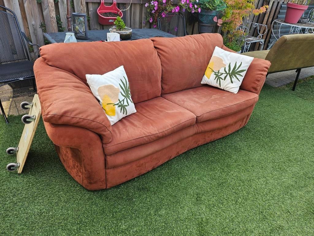 Comfortabele 2-zitsbank in terracotta kleur, Gebruikt, Klassiek, Comfortabel, 150 tot 200 cm, Tweepersoons