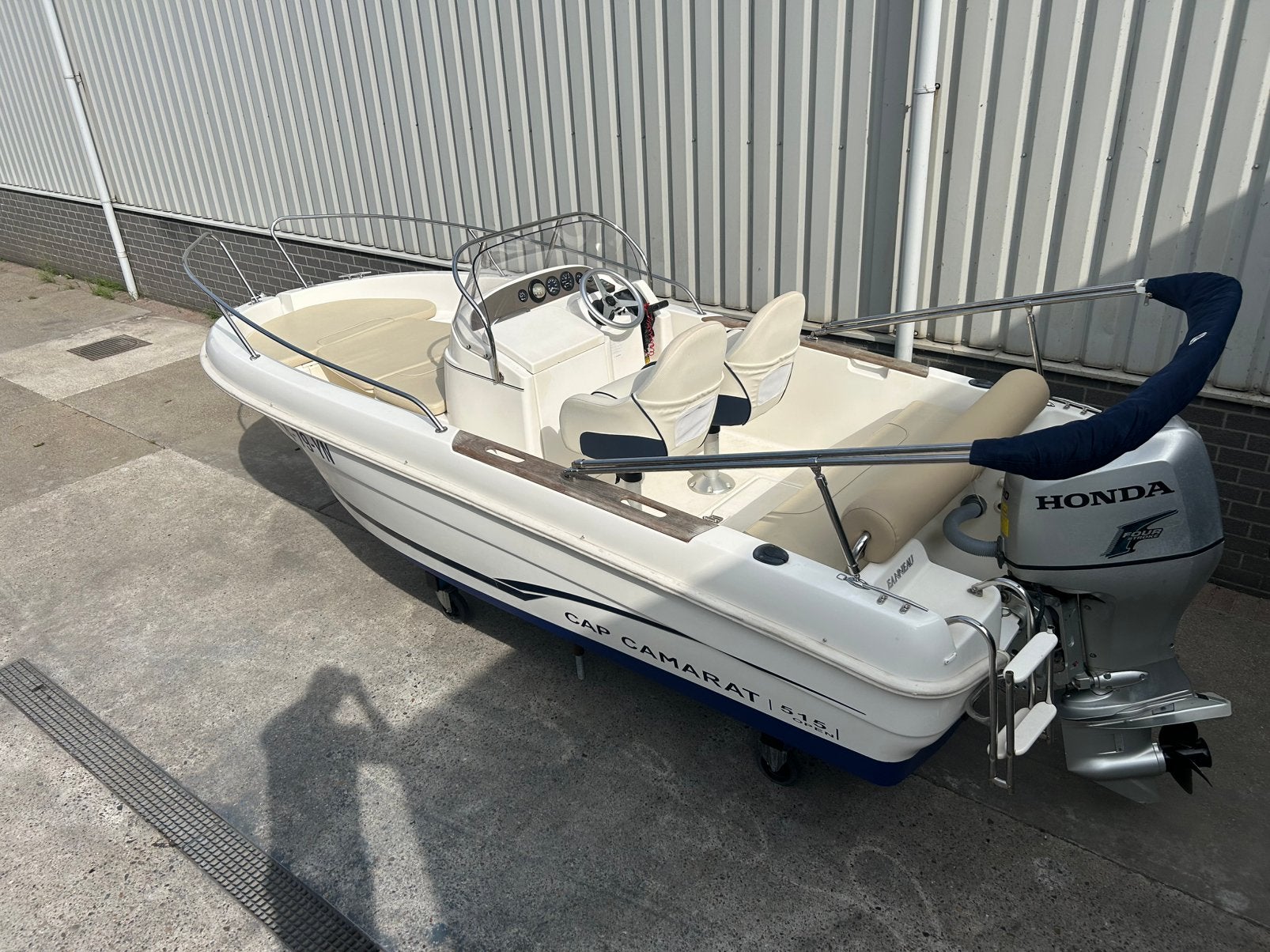 Tekoop: jeanneau cap caramat 515 met 90 pk honda, Viertaktmotor, Zo goed als nieuw, 90 pk, Ophalen