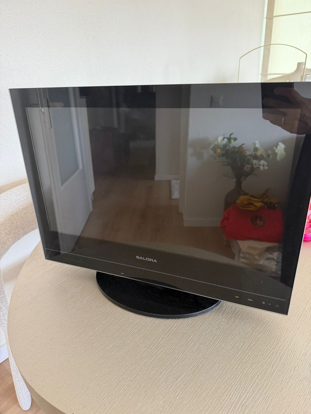 Salora 19LCH-4000D TV - Ideaal voor kleine ruimtes, Gebruikt, 50 Hz, 40 tot 60 cm, Ophalen
