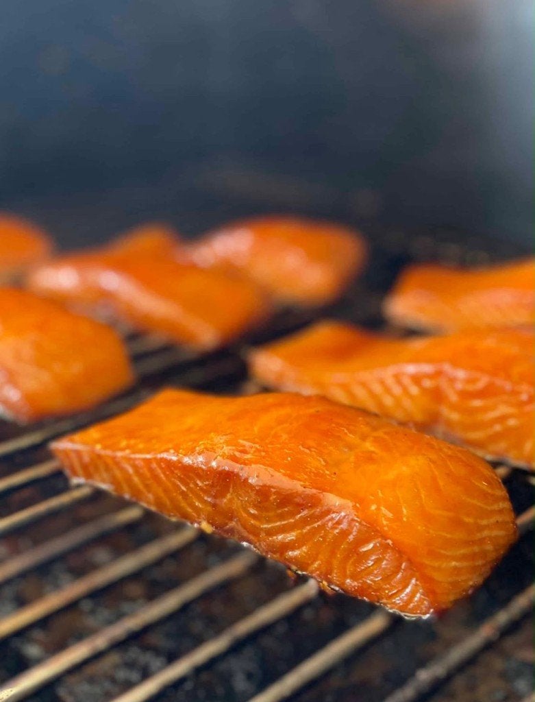 Vers gerookte zalm uit de rokerij – aan huis bezorgd, Ophalen