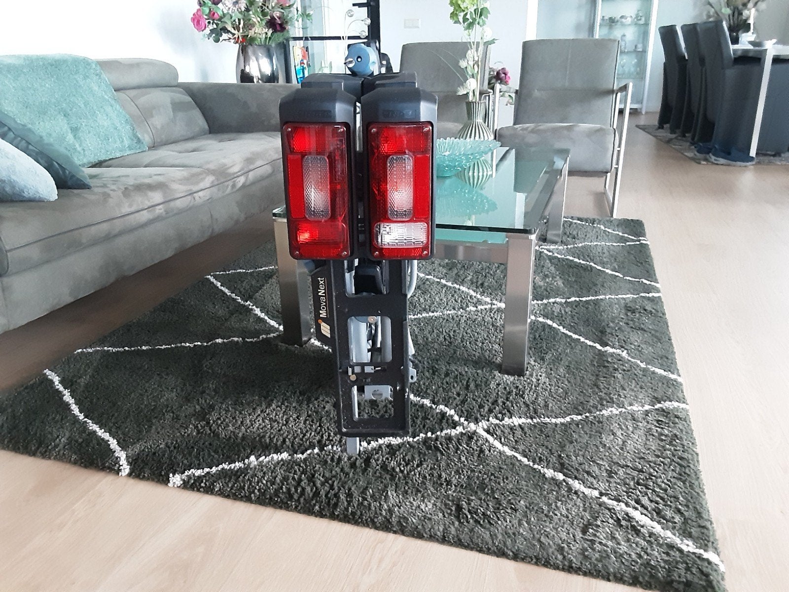 Mova next fietsendrager als nieuw opsturen mogelijk, Auto diversen, Fietsendragers, Elektrische fiets, Ophalen of Verzenden, Zo goed als nieuw