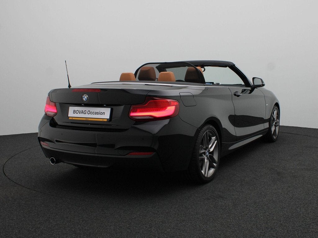BMW 2 Serie Cabrio 218i High Executive | M Sportpakket | PDC, Auto's, BMW, Automaat, 12 maanden, Gebruikt, Euro 6