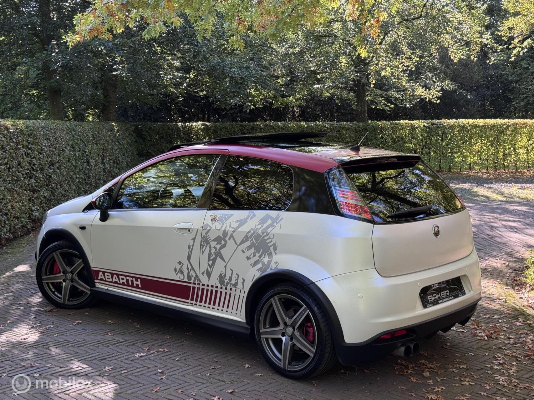 Fiat Grande Punto 1.4-16V Abarth ~ Sport ~ Pano ~ Xenon ~, Auto's, Voorwielaandrijving, 1160 kg, 15 km/l, Gebruikt