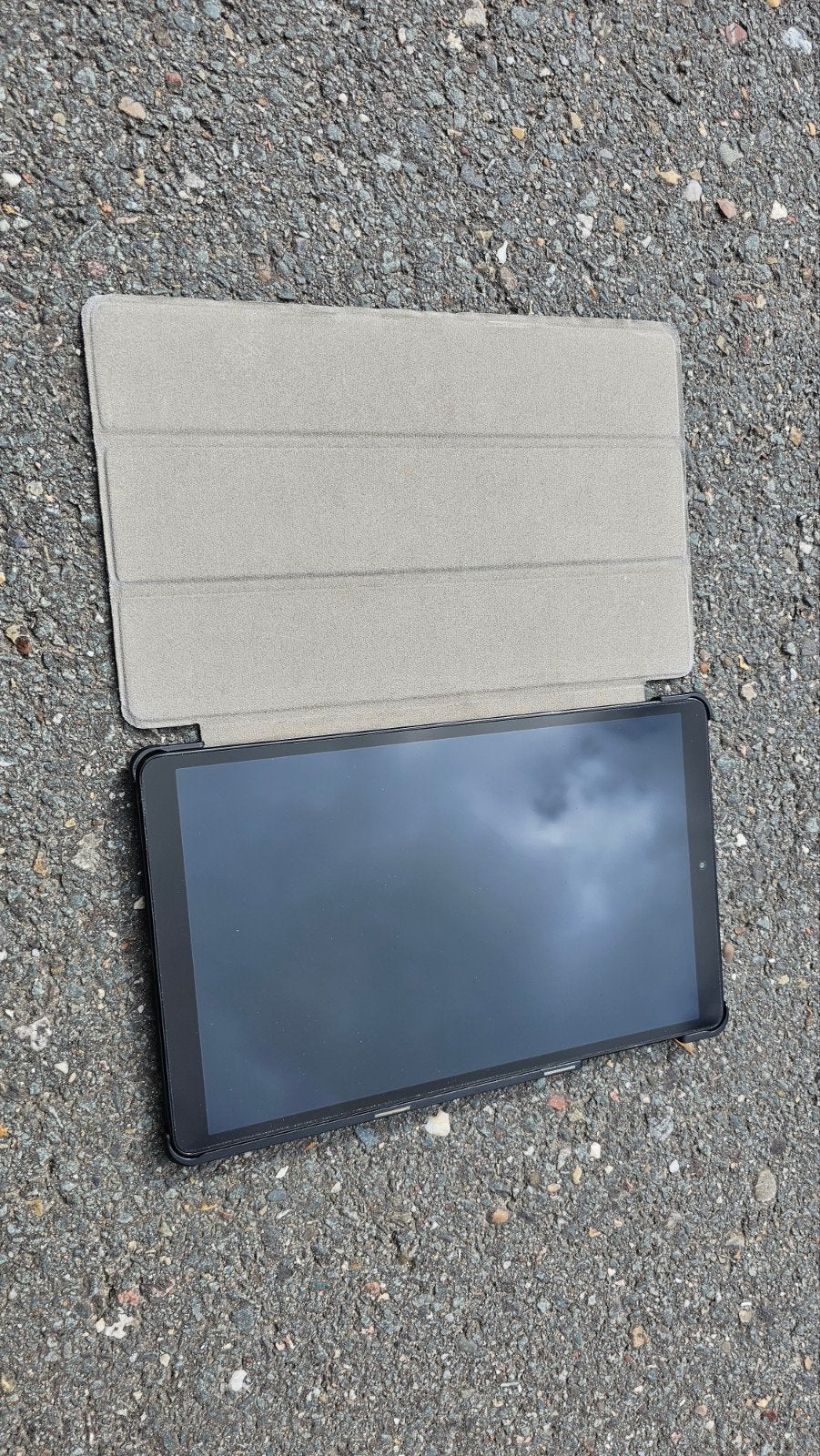 Samsung Galaxy Tab A 10.1 (SM-T510) 32GB Zilver + Hoes, 10 inch, Gebruikt, SM-T510, Bescherming voor- en achterkant