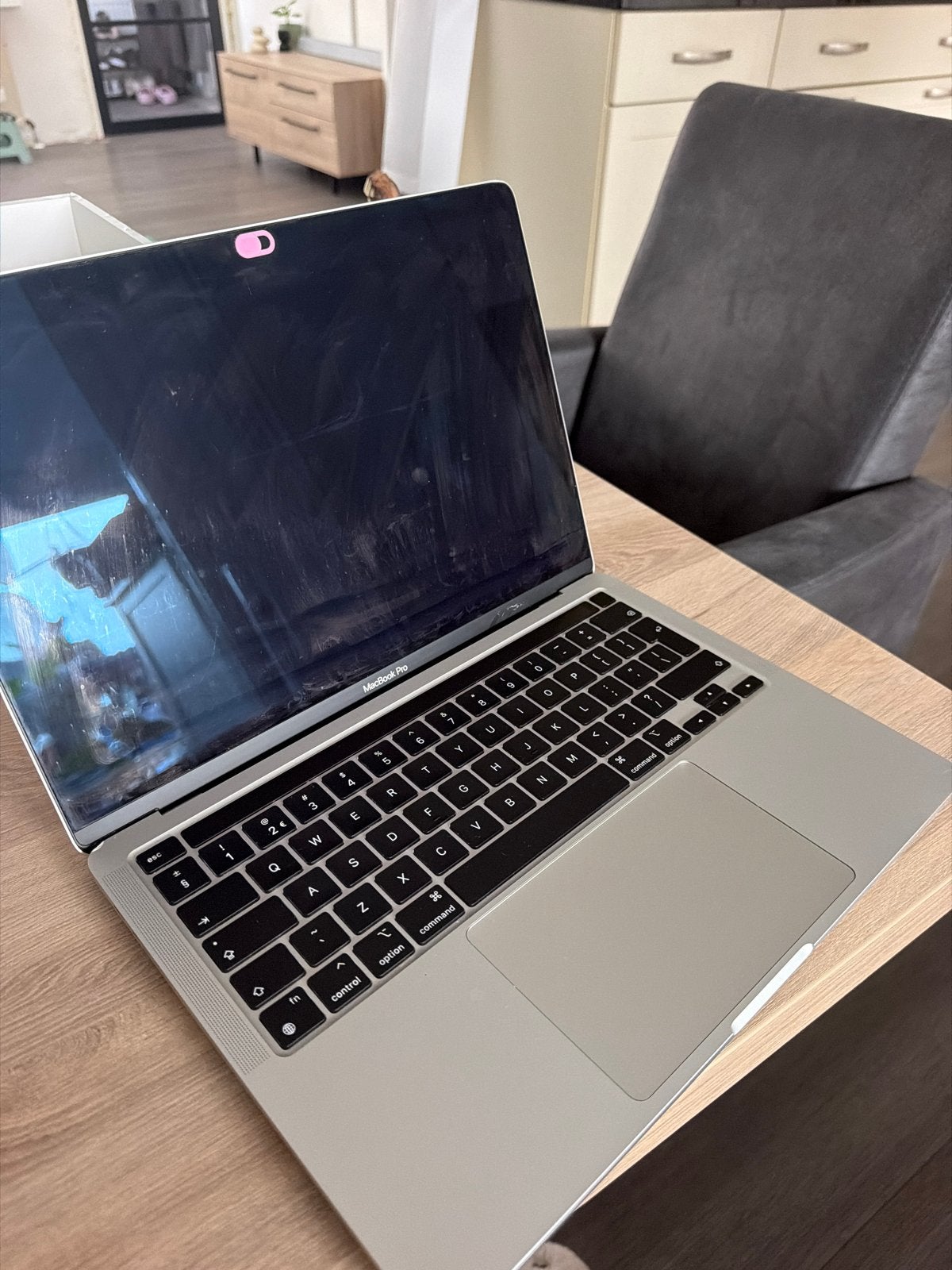 MacBook Pro M1 2020 – 13.3 inch – 256 GB SSD – scherm kapot, MacBook Pro, Qwerty, 13 inch, Ophalen of Verzenden