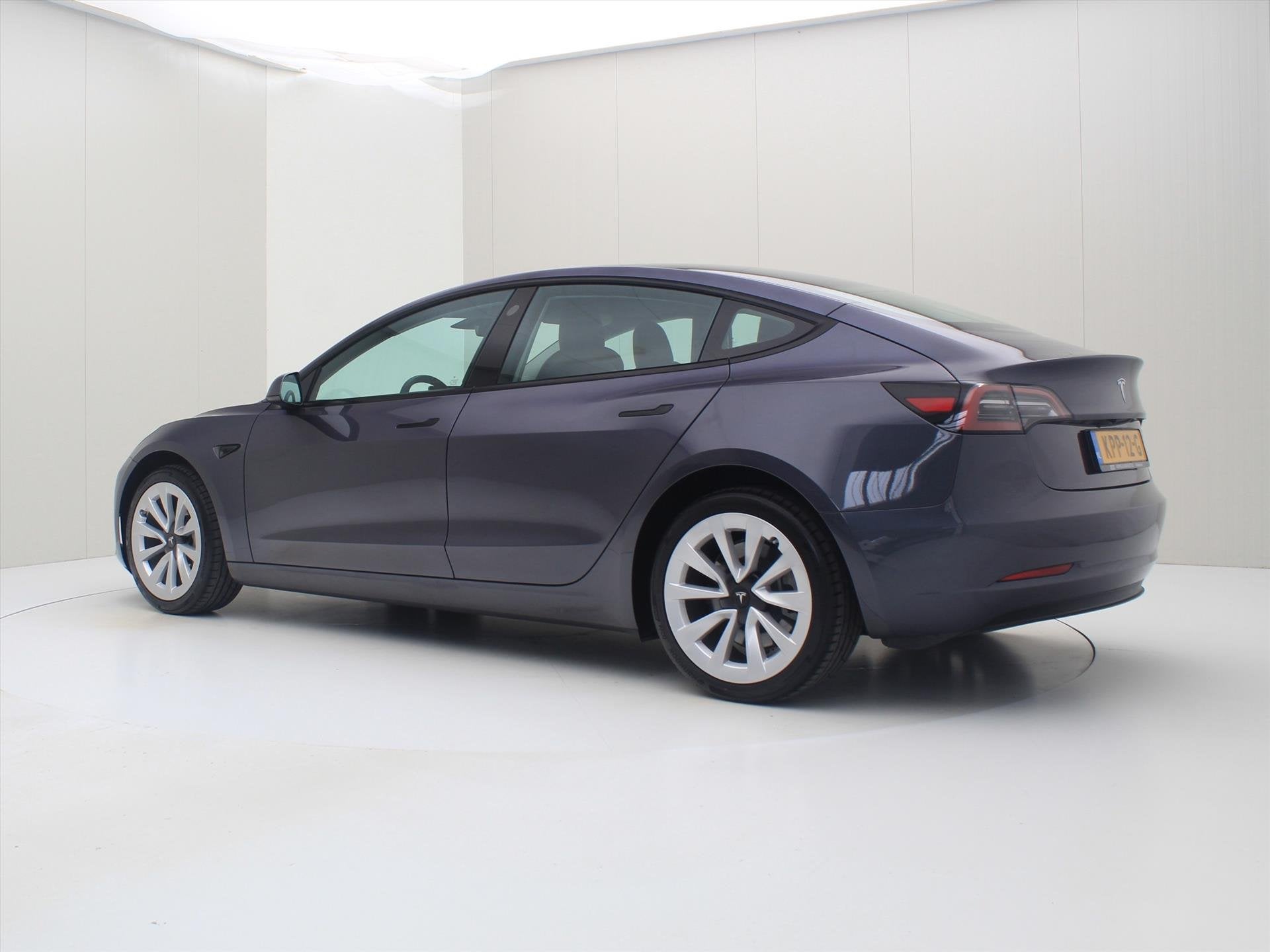 Tesla Model 3 Standard RWD Plus FACELIFT 94% SoH [ AMD RYZEN, Automaat, Adaptive Cruise Control, Gebruikt, Zwart