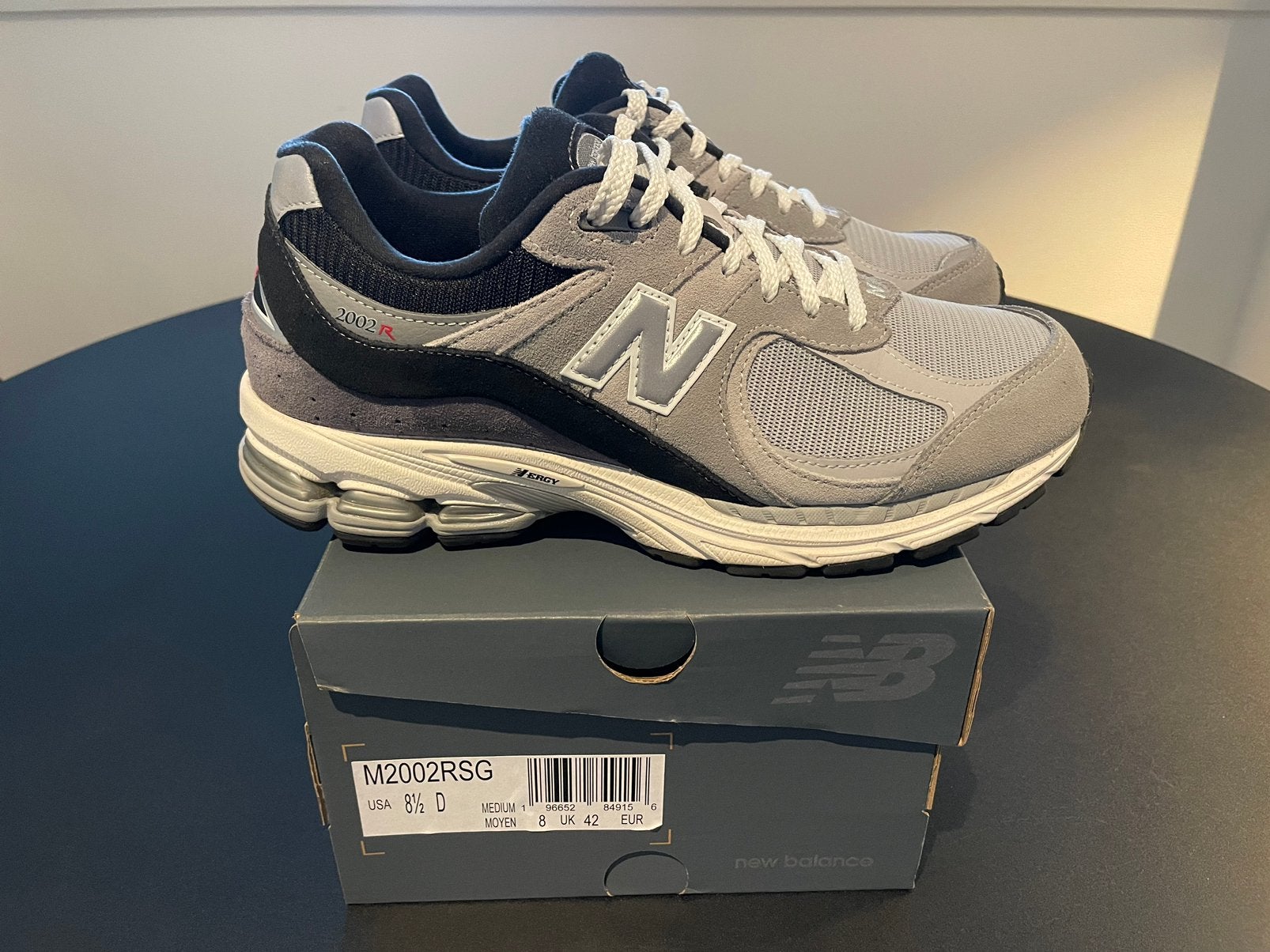 Nieuwe New Balance sneakers, maat 42 (US8,5), Ophalen of Verzenden, Zo goed als nieuw, Overige kleuren
