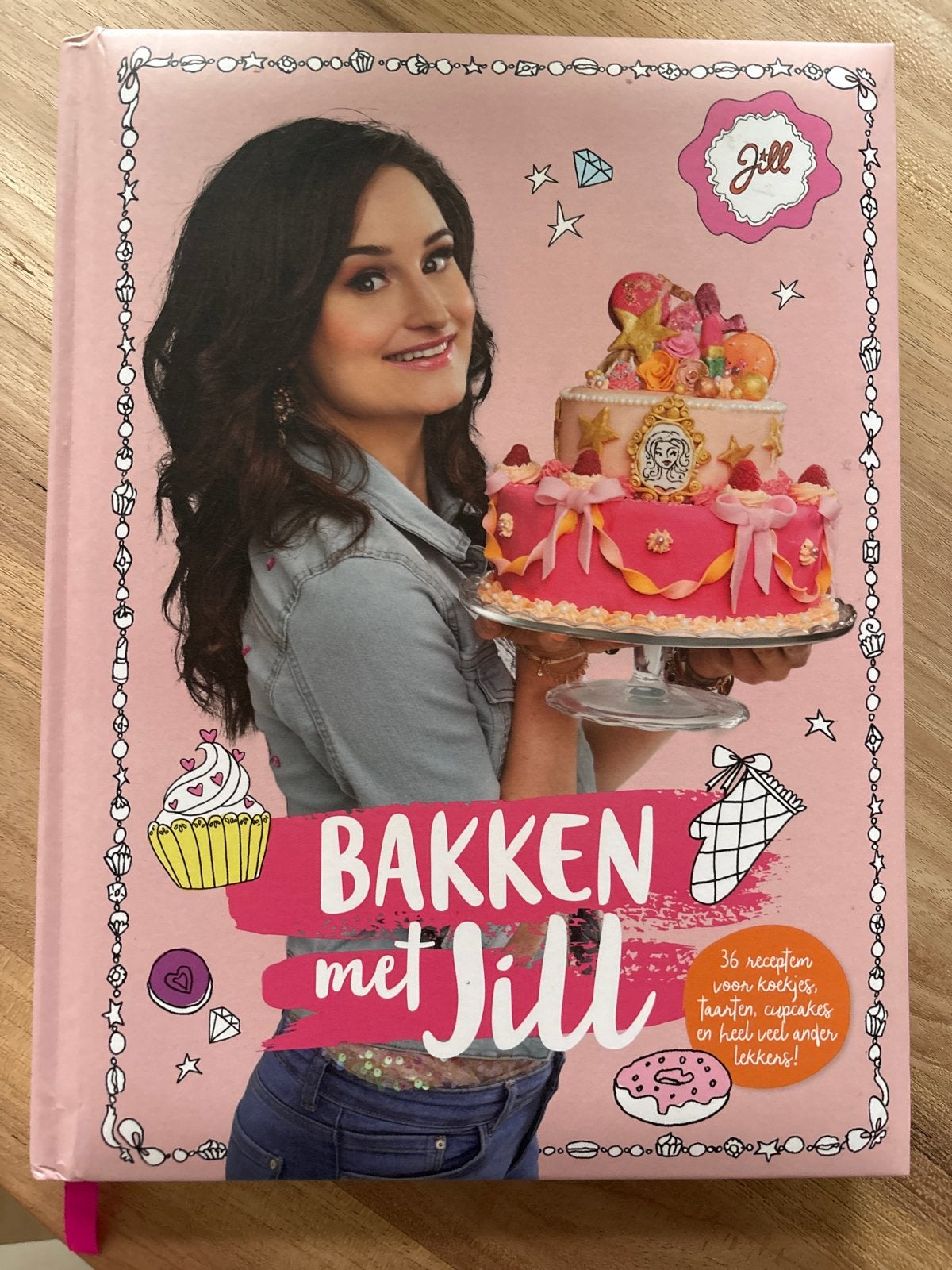 Bakken met Jill - Recepten voor koekjes, taarten, cupcakes, Boeken, Kookboeken, Ophalen of Verzenden, Zo goed als nieuw, Overige gebieden