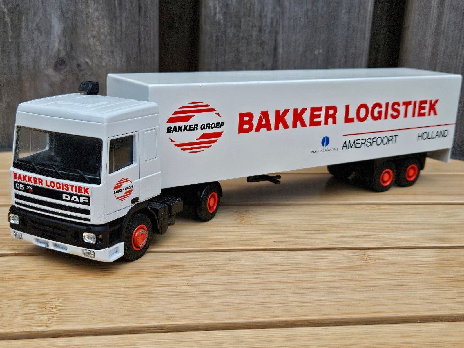 Lioncar Daf 95 Bakker Amersfoort vrachtauto met trailer 1:50, Hobby en Vrije tijd, Modelauto's | 1:50, Ophalen of Verzenden, Zo goed als nieuw